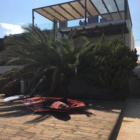 Windsurfing Seaside Apartment Artemida Екстер'єр фото