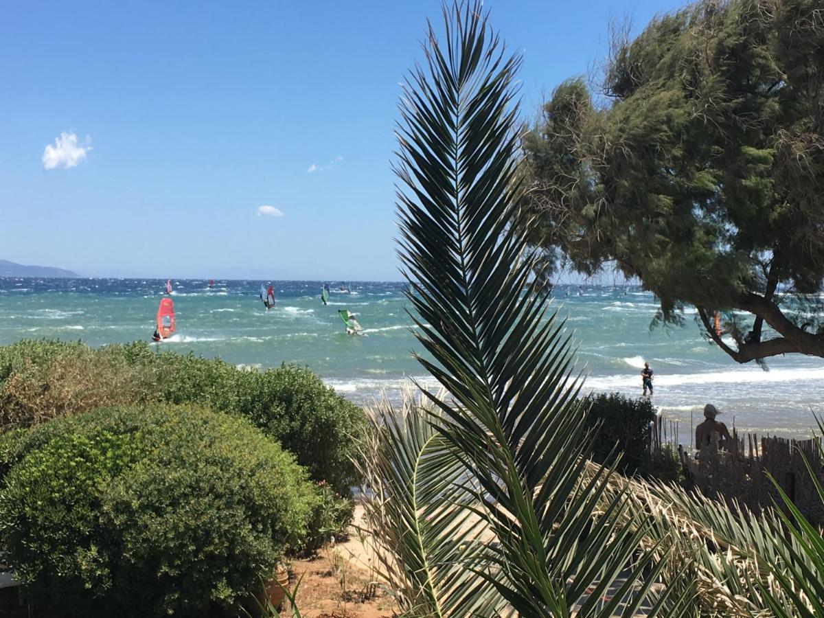 Windsurfing Seaside Apartment Artemida Екстер'єр фото