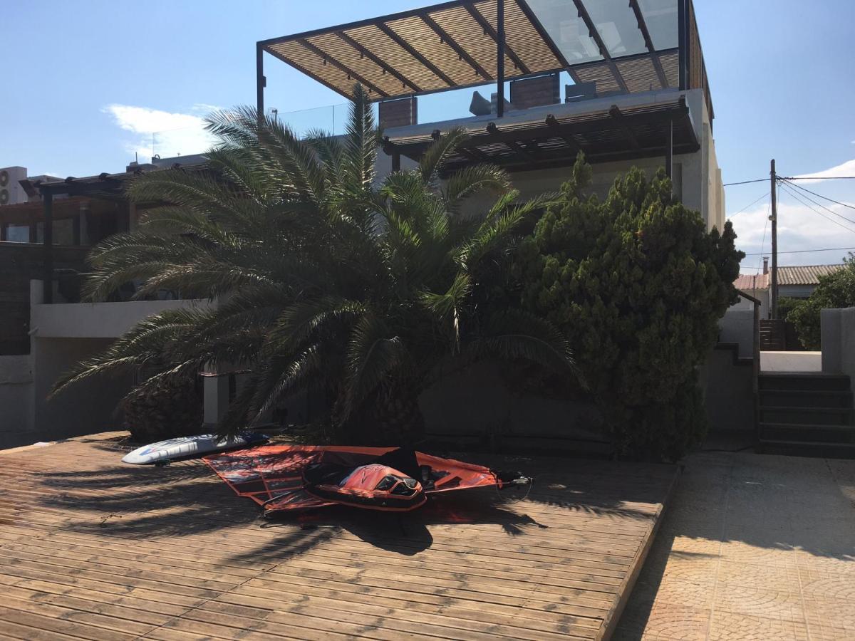 Windsurfing Seaside Apartment Artemida Екстер'єр фото