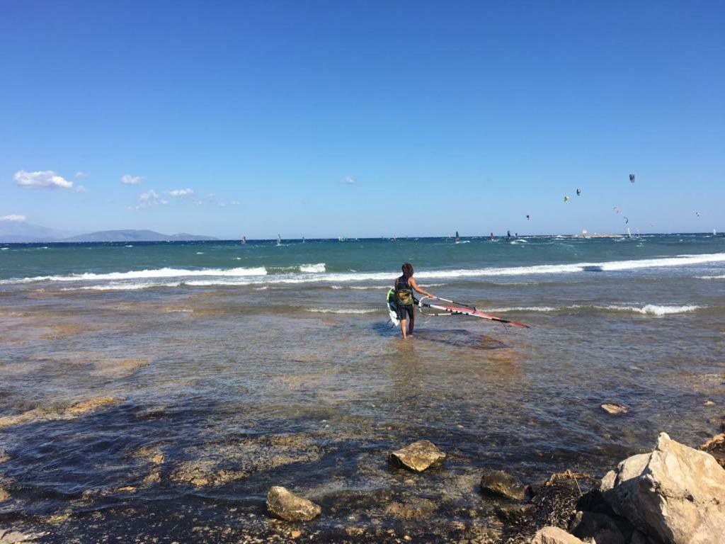 Windsurfing Seaside Apartment Artemida Екстер'єр фото