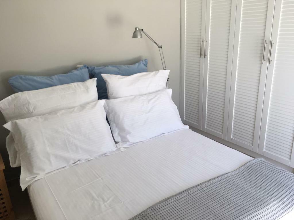 Windsurfing Seaside Apartment Artemida Екстер'єр фото