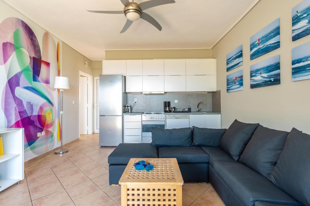 Windsurfing Seaside Apartment Artemida Екстер'єр фото