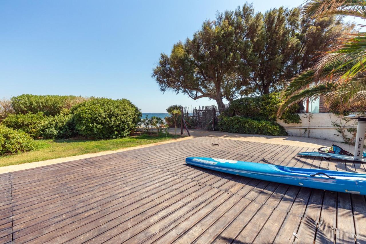 Windsurfing Seaside Apartment Artemida Екстер'єр фото